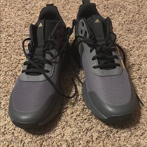 Men’s Adidas shoes